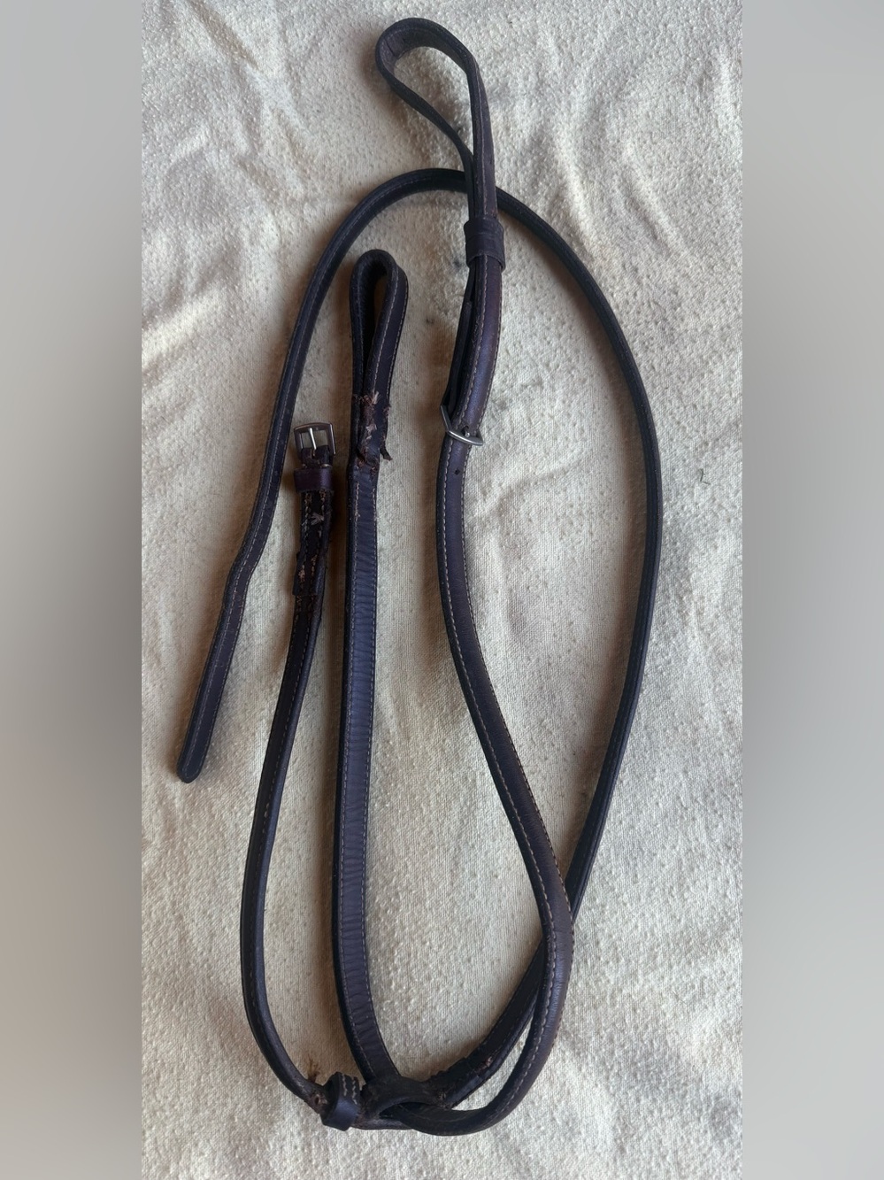 Small pony standing martingale